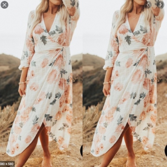 Carly Jean Los Angeles Dresses & Skirts - EUC Piper Wrap Dress XS